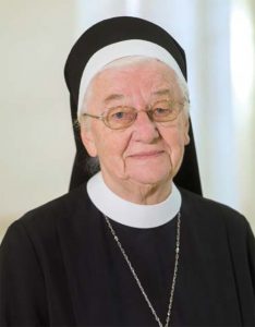 Schwester Astrid Meyer // Heimleitung